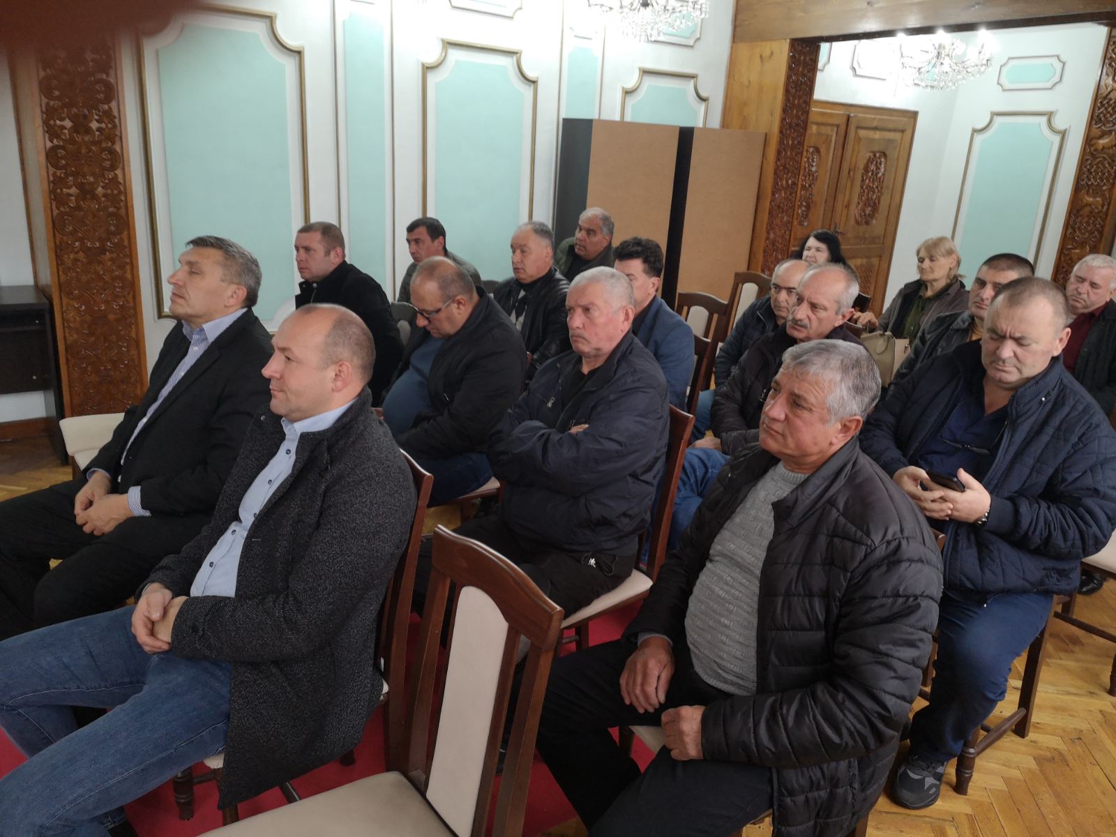Днес, 22.03.2023 г. областният управител проф. Христо Христов се срещна с кметове и кметски наместници от община Каолиново